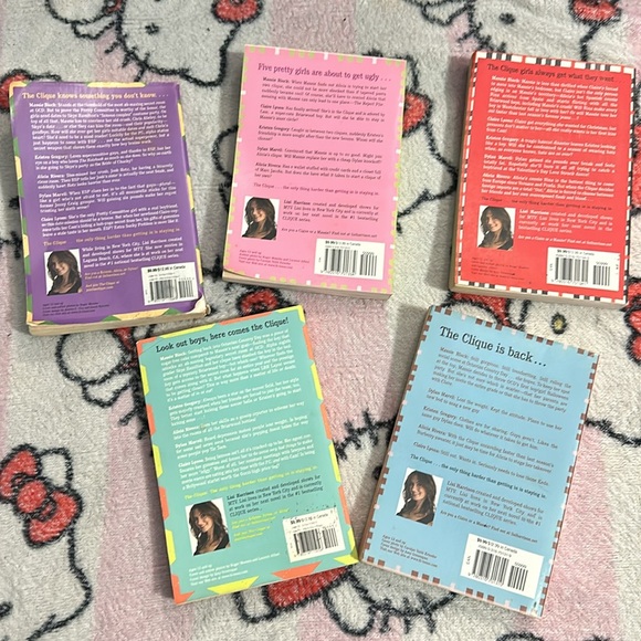 Lisi Harrison book bundle - Picture 2 of 3